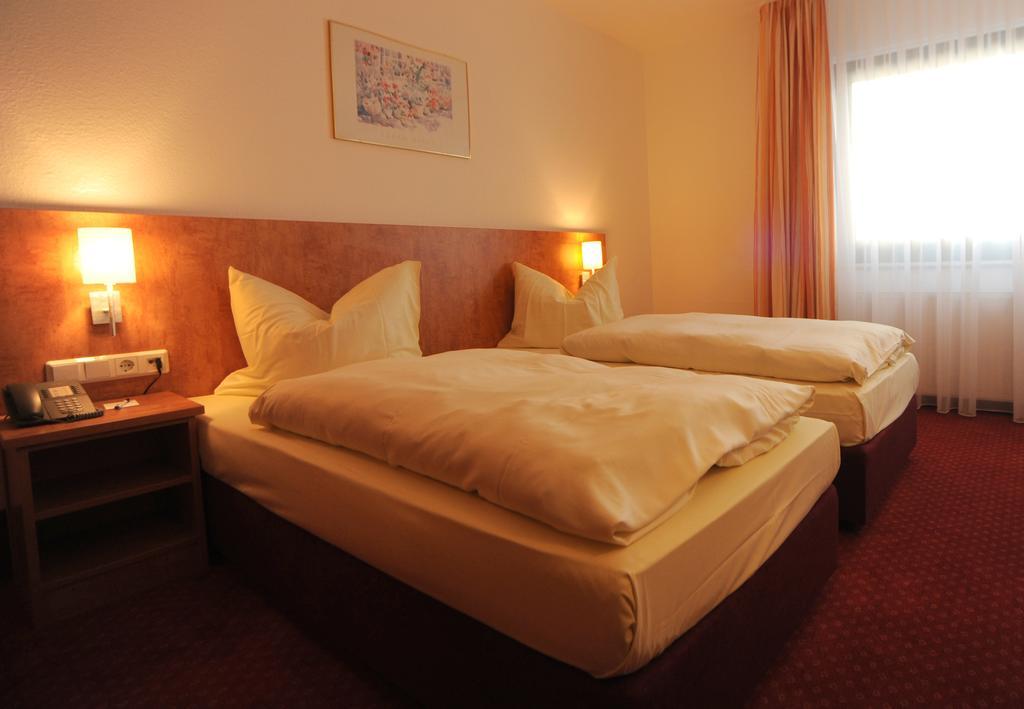 Cityclass Hotel Atrium Budget Leverkusen Oda fotoğraf