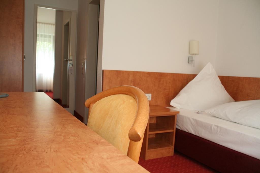 Cityclass Hotel Atrium Budget Leverkusen Oda fotoğraf