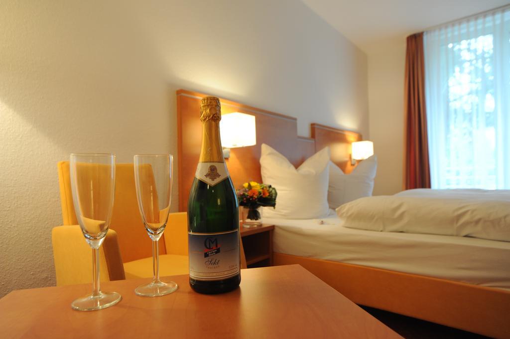 Cityclass Hotel Atrium Budget Leverkusen Oda fotoğraf